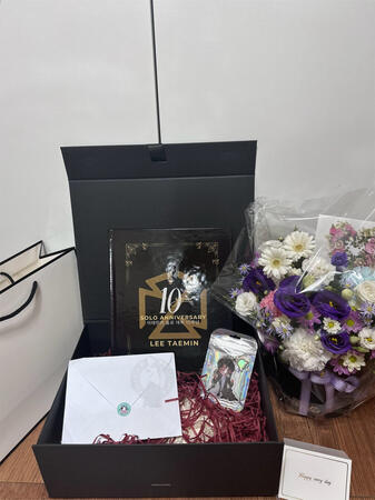 Happy TAEMIN Anniversary! π